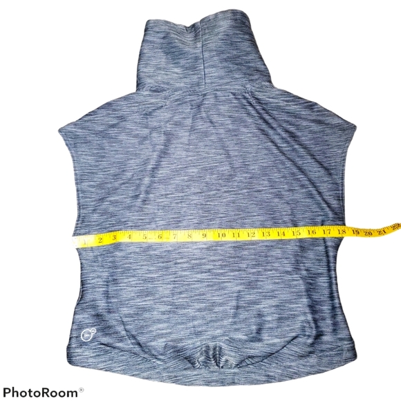 Puma Yogini Cover Up Short Sleeve Shirt w/ Drawstring Collar 460 - Picture 5 of 8